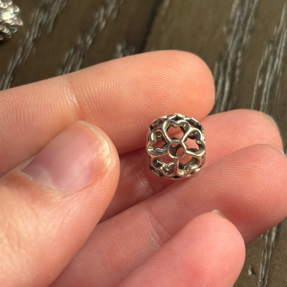 Pandora openwork flower charm